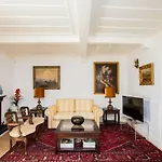 Sra Da Oliveira Solar Heritage Leiria