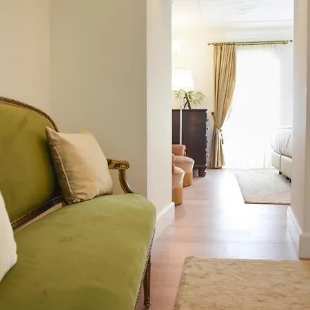 Sra Da Oliveira Solar Heritage *