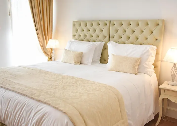 Sra Da Oliveira Solar Heritage Homestay *